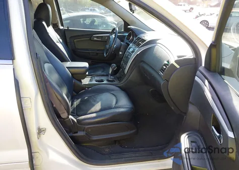 2011 Chevrolet Traverse 1Lt из США, поврежденный, VIN 1GNKRGED8BJ378252